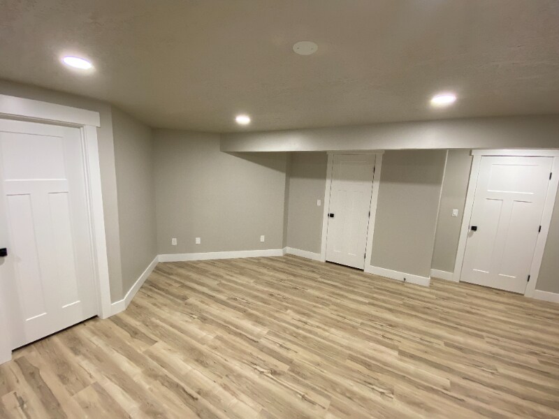 Building Photo - 2265 S Linda Wy