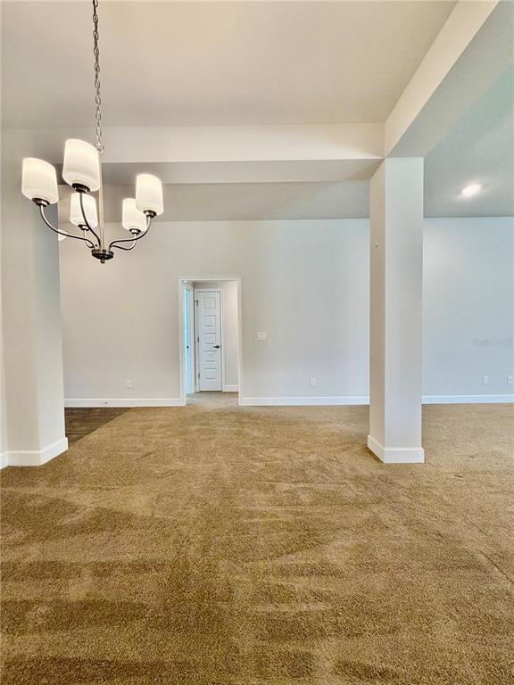 Building Photo - 633 W Rexford Dr
