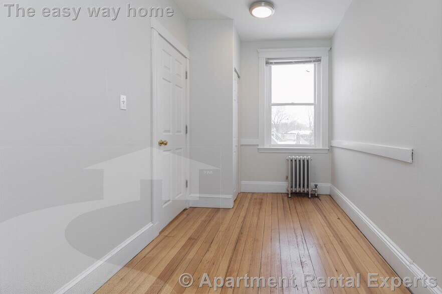 Building Photo - 30 Langdon St