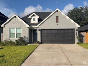 Building Photo - 5035 Natchez Trce