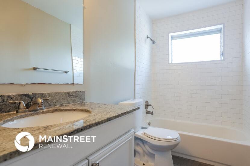 Building Photo - 421 SW 64th Terrace