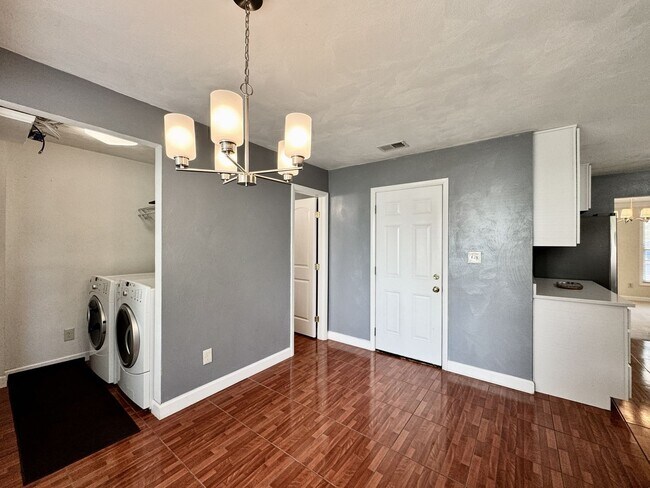 Building Photo - Available NOW! Unique Home in Wesleyan Cha...