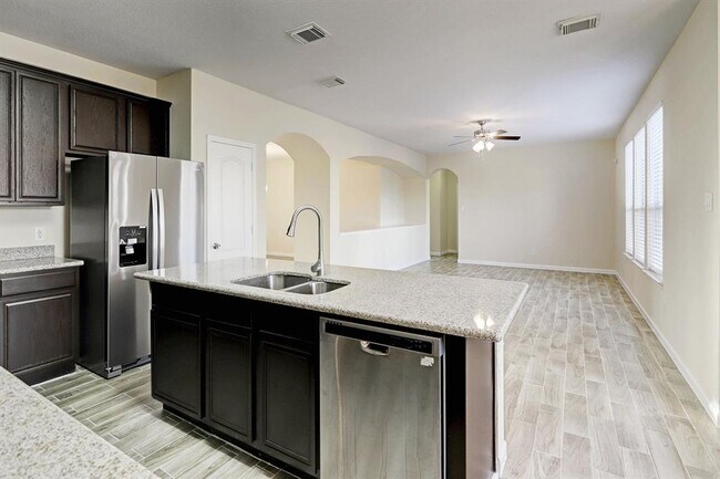 Building Photo - 3019 Park Springs Ln