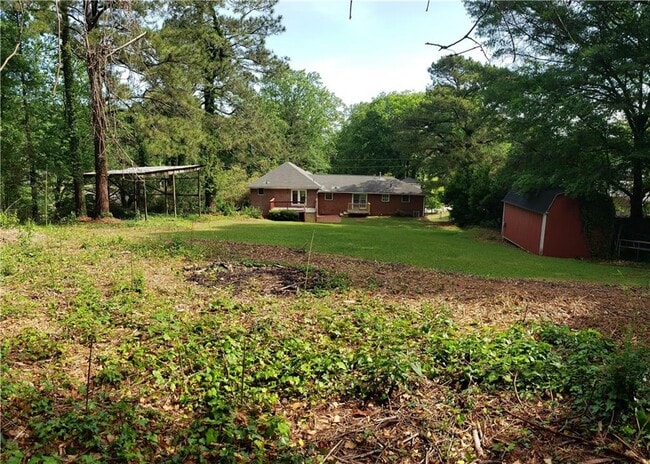 Building Photo - 3662 Rock Springs Dr