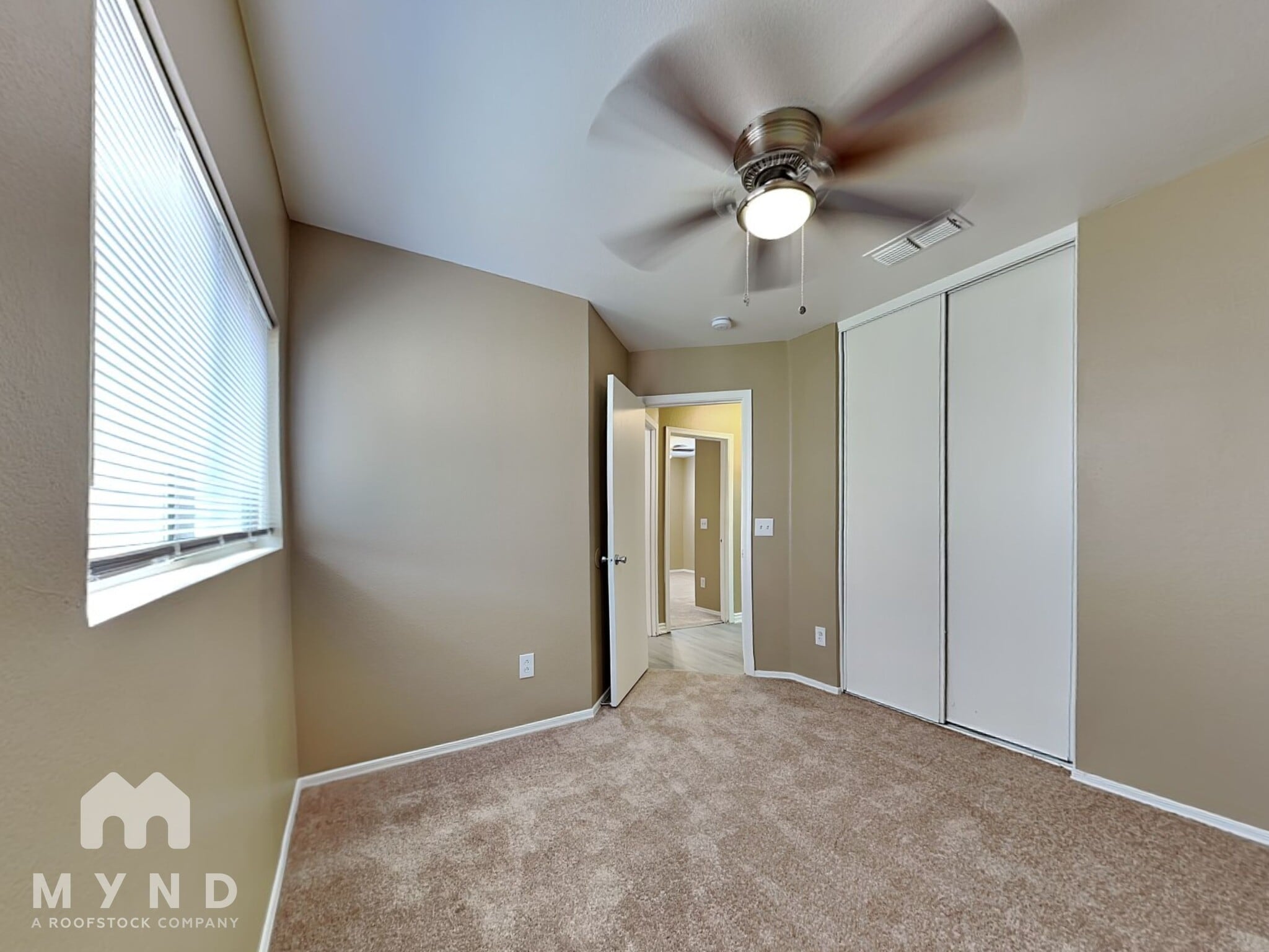 Building Photo - 11793 W Dahlia Dr