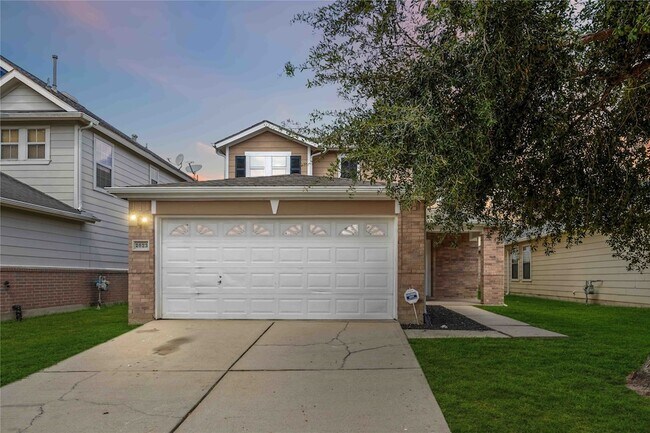 Primary Photo - 2623 Skyview Glen Ct