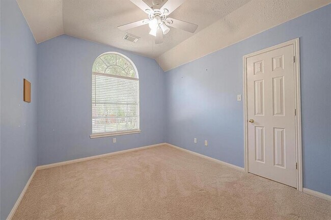 Building Photo - 170 N Wimberly Way
