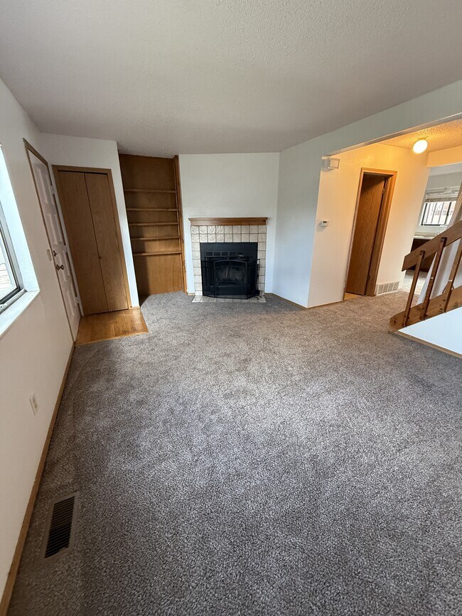 Building Photo - 4774 N Carefree Cir