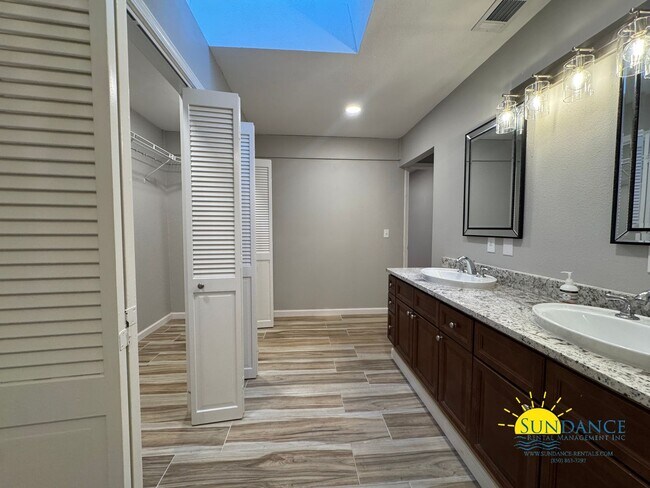 Building Photo - Charming 3 Bedroom Home in Niceville!