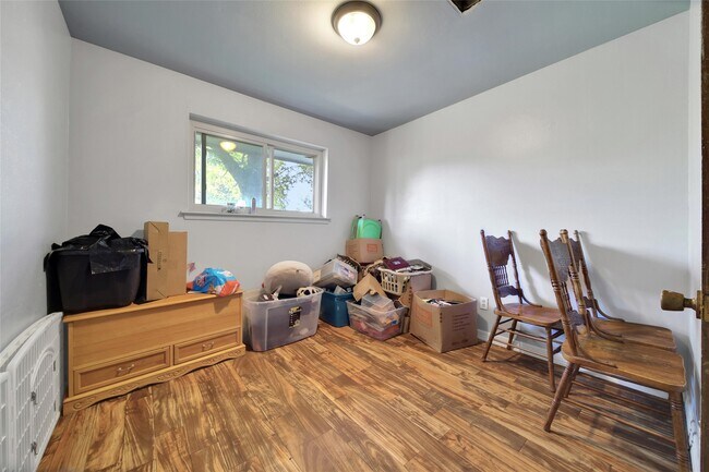 Building Photo - 1559 Diplomat Way