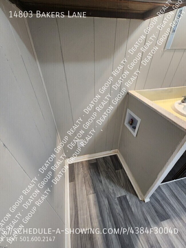 Building Photo - 14803 Bakers Ln