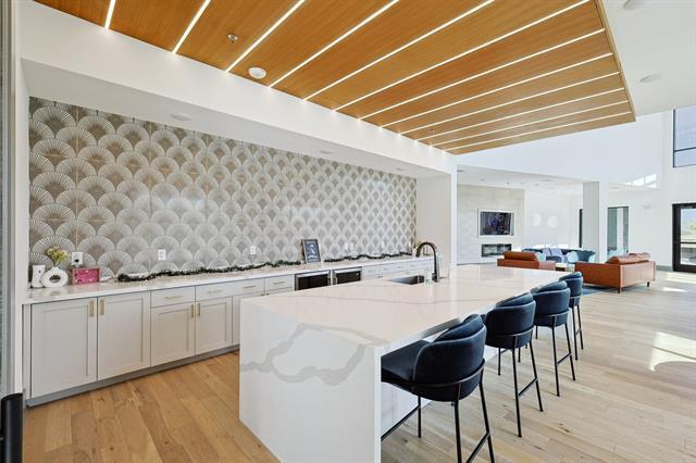 Building Photo - 2700 Old Denton Rd