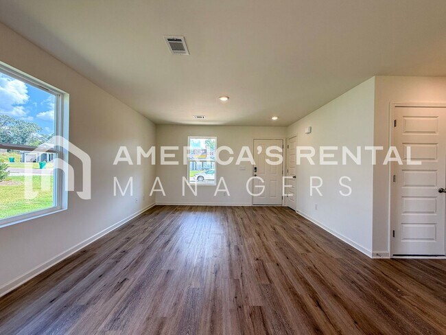 Building Photo - Coming Soon! Available to View NOW!!!
