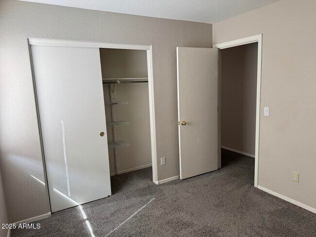 Building Photo - 3110 S 100th Ln