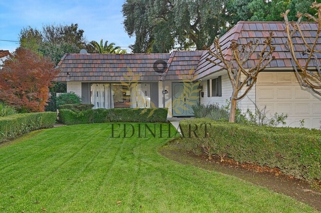 Primary Photo - 360 E Terrace Ave