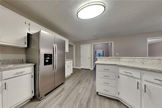 Building Photo - 3720 Ted's Cove