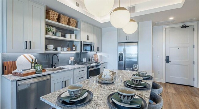 Building Photo - 1301 Spring St NW