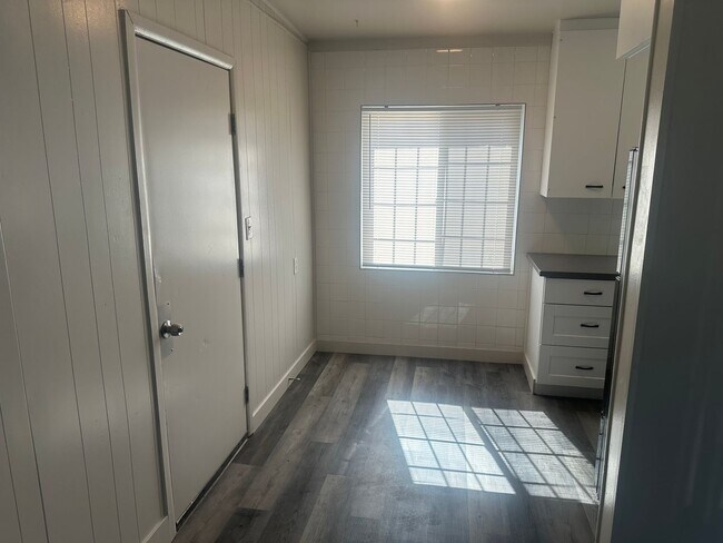 Building Photo - NLV!! Single Story!! 3 Bedrooms!! Carport!!! Big Lot!! Patio In Back yard!! No Carpet!! Vinyl Pla...