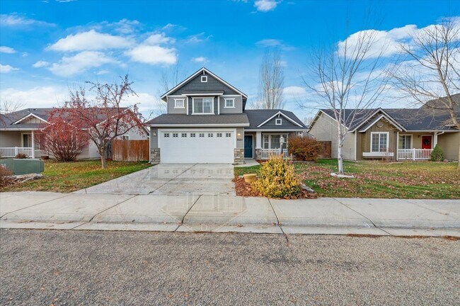 Building Photo - 3685 S Creekwood Way