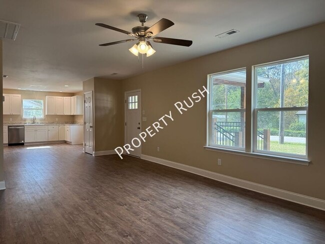 Building Photo - 8430 Springfield Rd