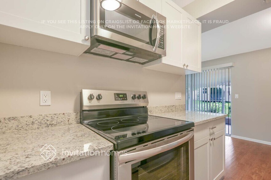 Building Photo - 306 Amana Ave