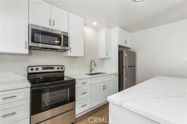 Building Photo - 10327 Flora Vista St