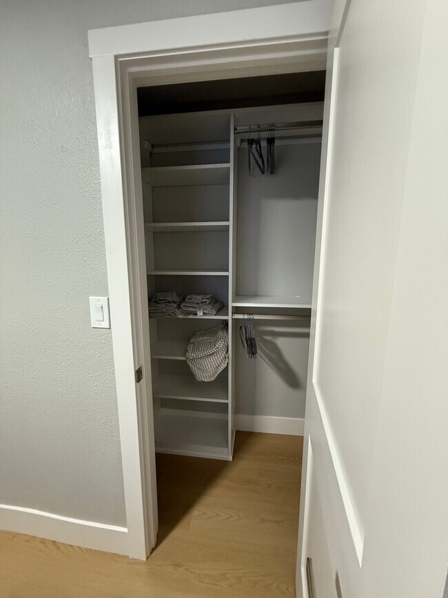 Building Photo - 1845 San Luis Rd