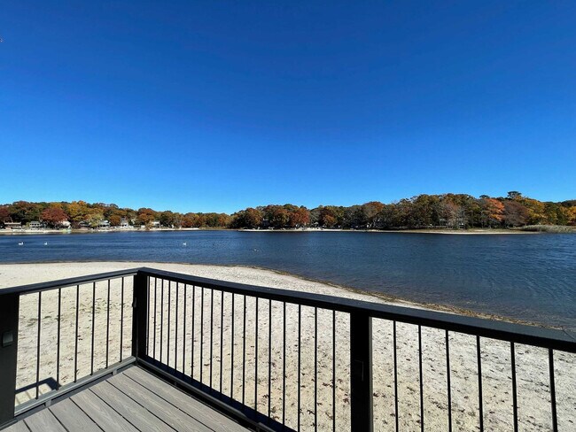 Building Photo - 187 Lakeside Trail