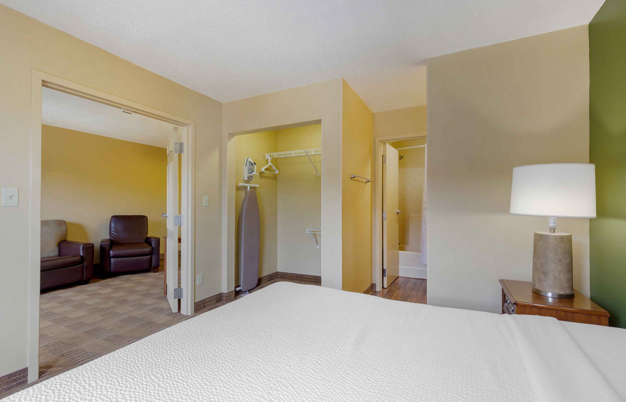 Building Photo - Furnished Studio-Fayetteville - Cross Cree...