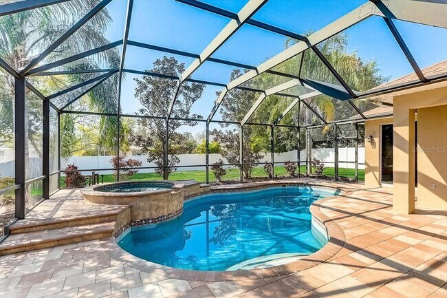 Building Photo - 6214 Warbler Ln