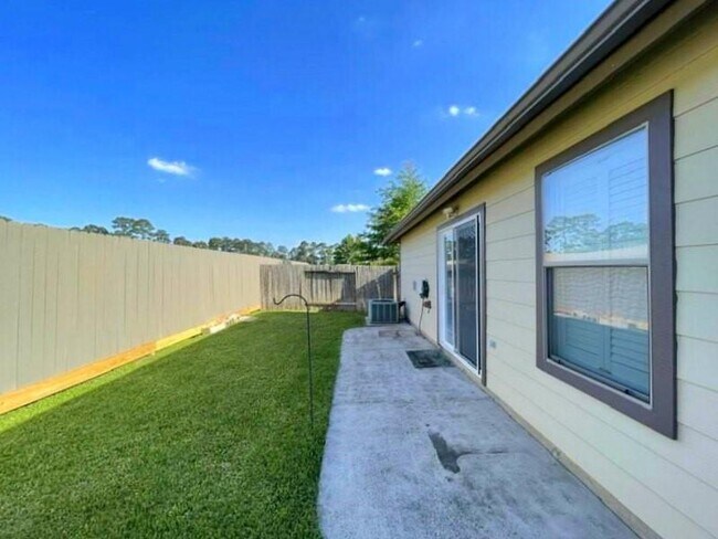 Building Photo - 22206 Orchard Dale Dr