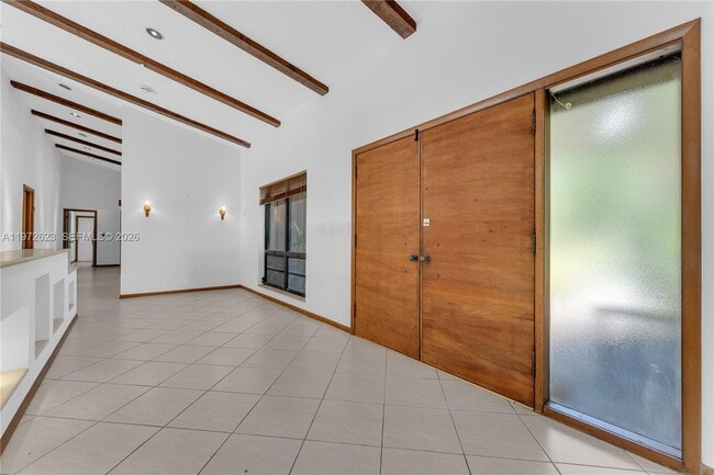 Building Photo - 15305 SW 74th Ct