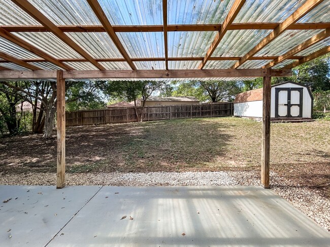 Building Photo - Inviting Northwest San Antonio Home - Fireplace, Office Flex, & Mature Trees