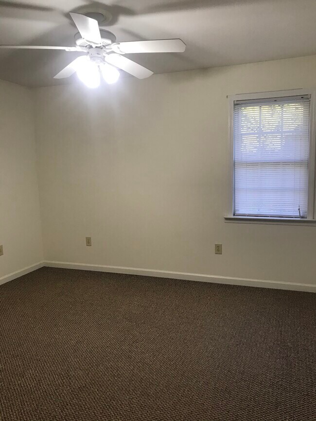Berber Carpet Professionally Cleaned on June 6, 2024 - 1619 Cedar Rock Church Rd
