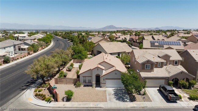 Building Photo - 2598 Highland Cliff Dr