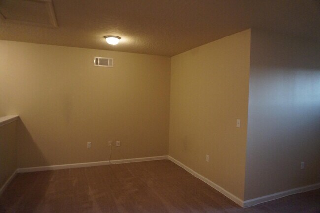 Building Photo - 5263 Moore Loop