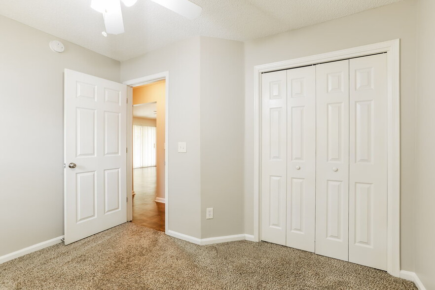 Building Photo - 8063 MacDougall Dr E