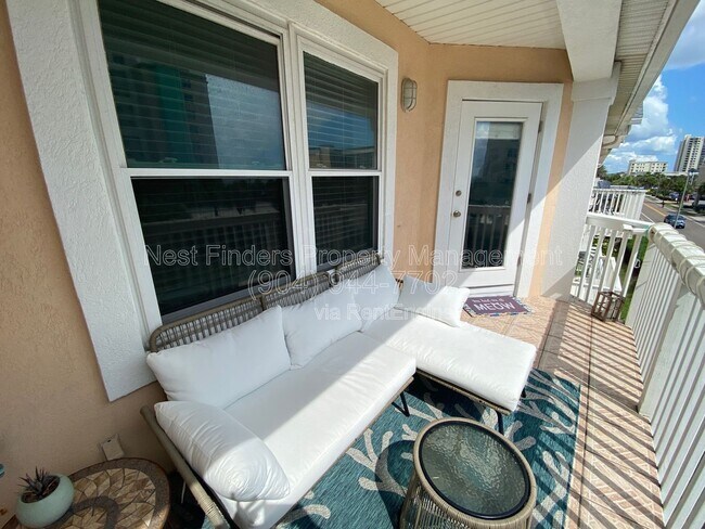 Building Photo - 1412 1st St N