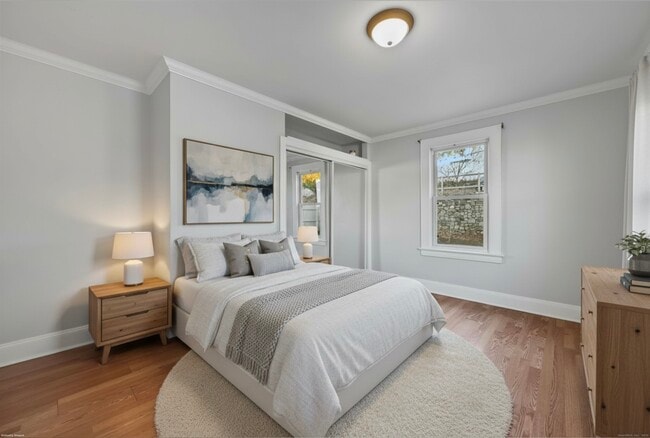 Building Photo - 8 Smith St