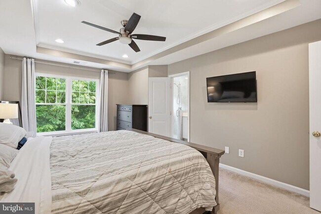 Building Photo - 8133 Dove Cottage Ct