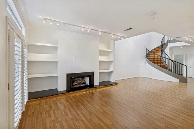 Building Photo - 4309 Tomberra Way