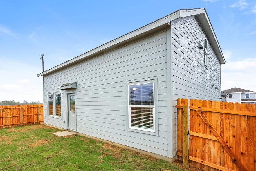 Building Photo - 1810 Musk Rose