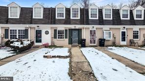 Building Photo - 1805 Dutch Village Dr