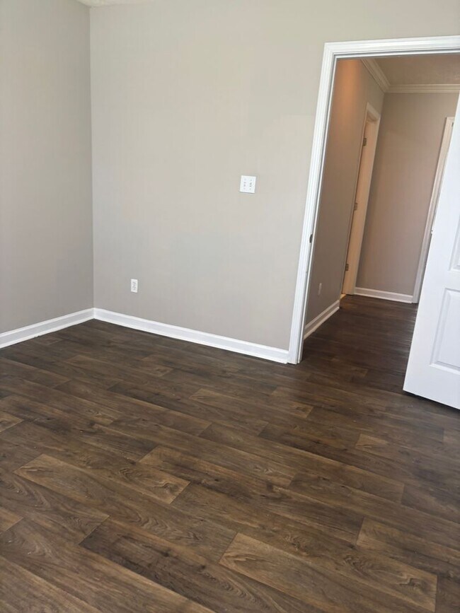 Building Photo - 3 Bedroom 2 bath  Medina Area