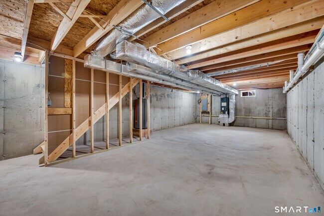 Building Photo - 88 Woodhouse Ave