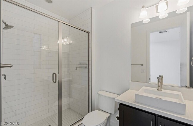 Building Photo - 47 Pristine Glen St