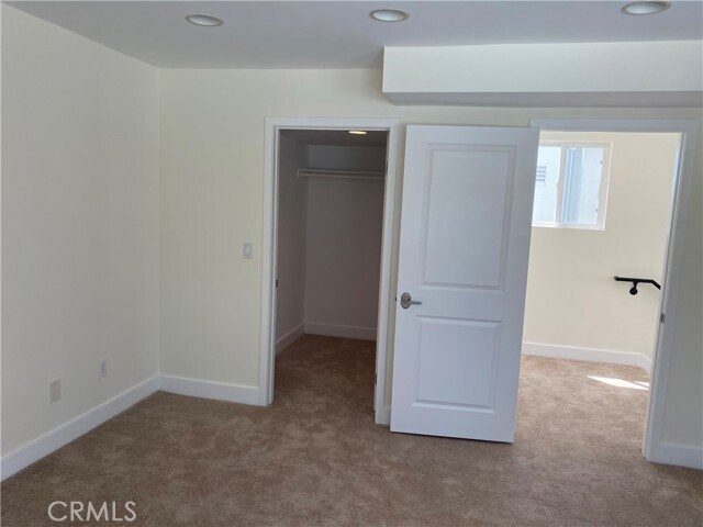 Building Photo - 11851 Laurelwood Dr