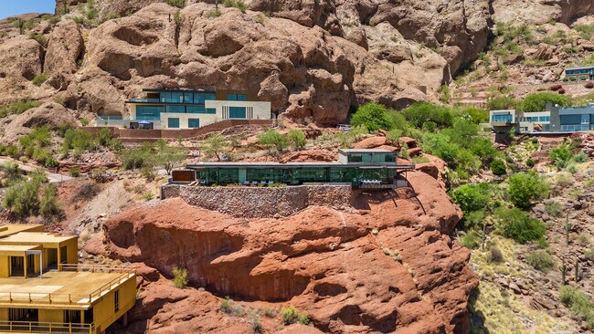 Building Photo - 4925 E Red Rock Dr
