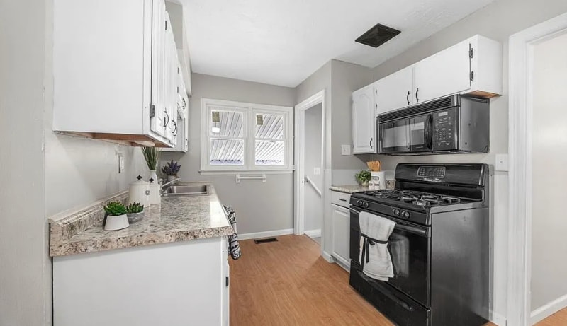 Building Photo - 3536-3540 St Sebastian Ln