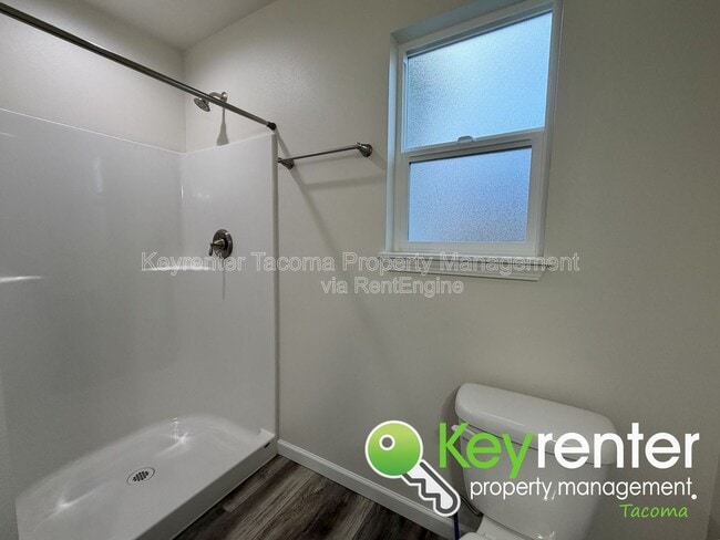 Building Photo - 5431 Clarkston St